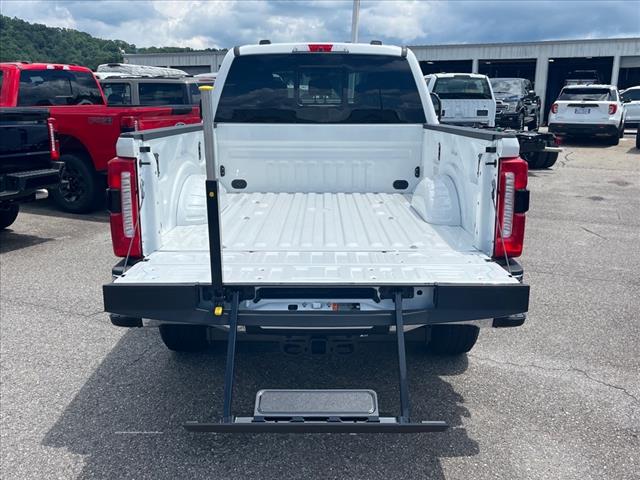 2025 Ford F-350 Super Duty Lariat