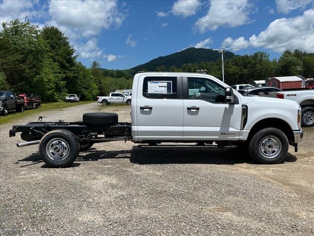 2025 Ford F-350 Super Duty XL