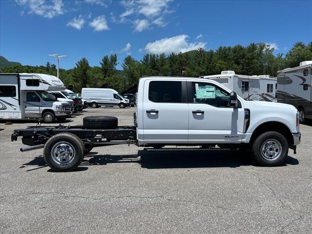 2025 Ford F-350 Super Duty XL