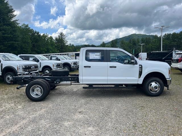 2025 Ford F-350 Super Duty XL DRW