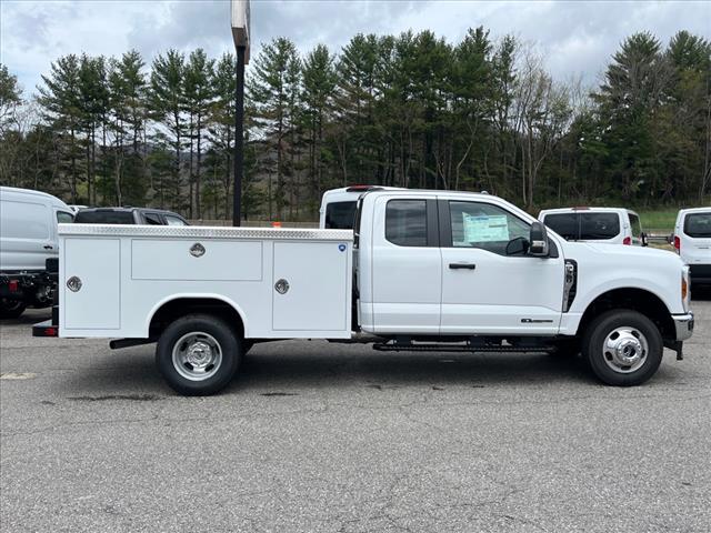 2025 Ford F-350 Super Duty XL DRW