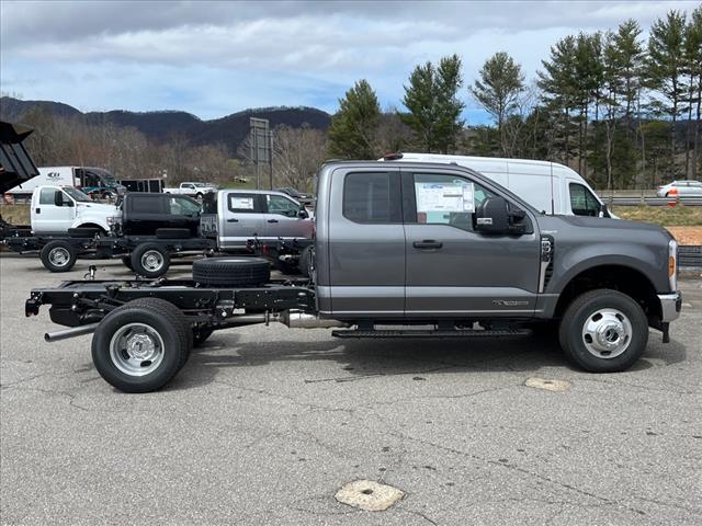 2025 Ford F-350 Super Duty XLT DRW