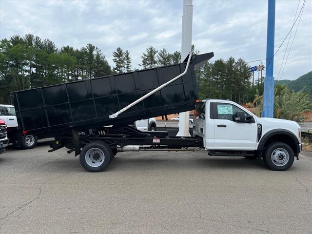 2025 Ford F-600SD XL