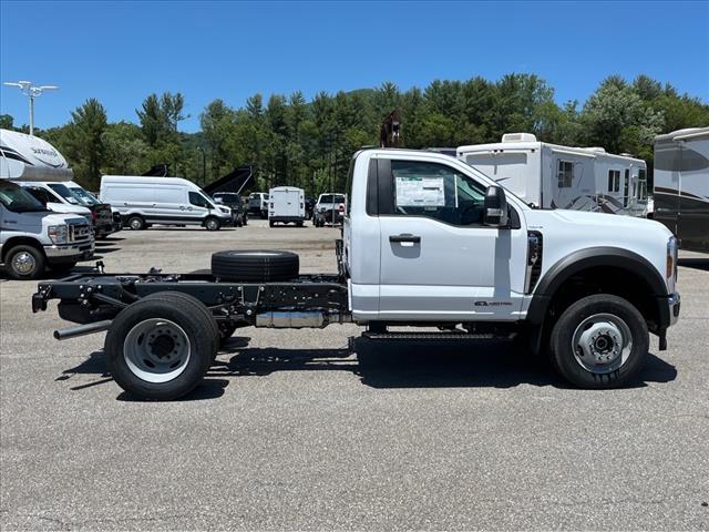 2025 Ford F-600SD XL