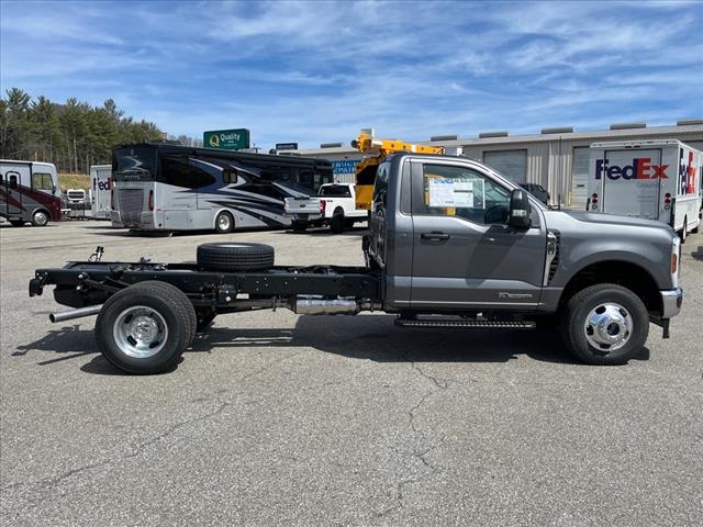 2025 Ford F-350 Super Duty XL DRW