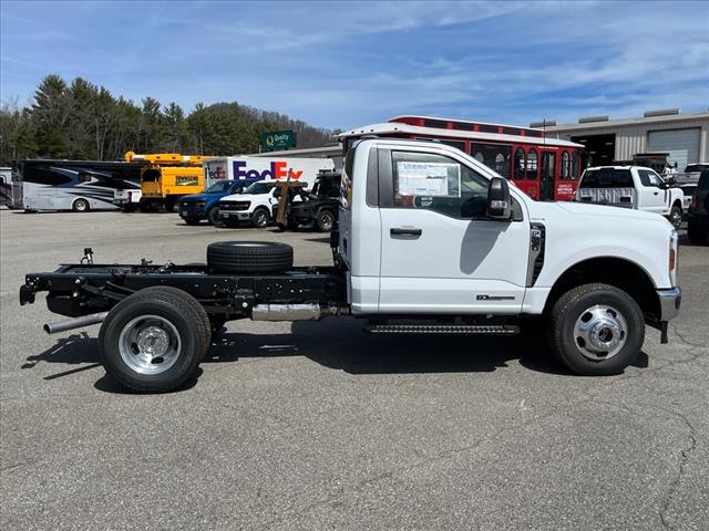 2025 Ford F-350 Super Duty XL DRW