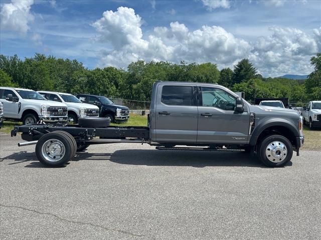2025 Ford F-550SD XLT DRW