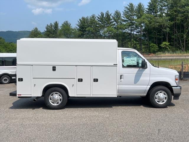 2026 Ford E-Series E-350 SD