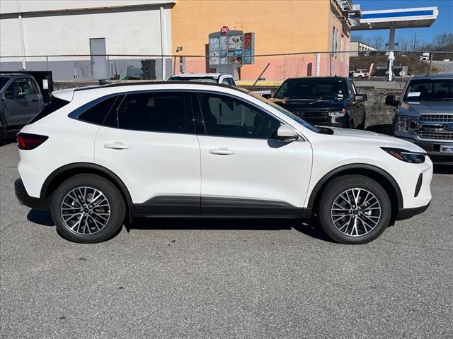 2025 Ford Escape Plug-In Hybrid Base