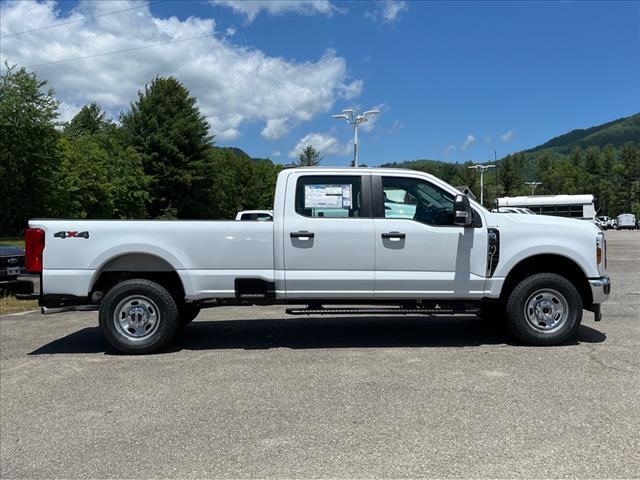 2025 Ford F-350 Super Duty XL
