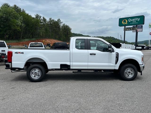 2025 Ford F-350 Super Duty XL