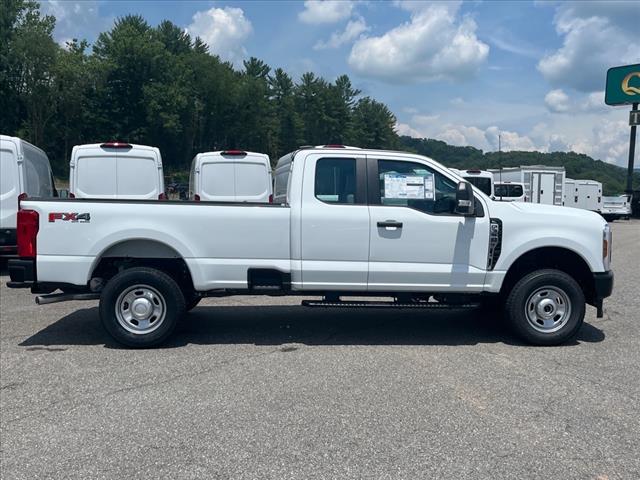 2025 Ford F-350 Super Duty XL