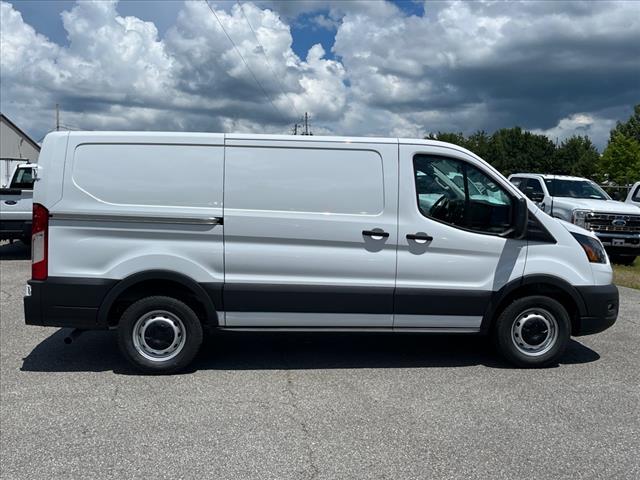 2025 Ford Transit Base