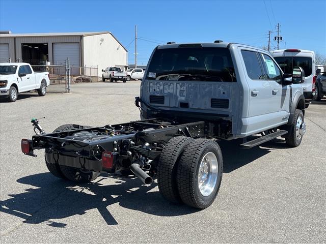 2025 Ford F-550SD Lariat DRW