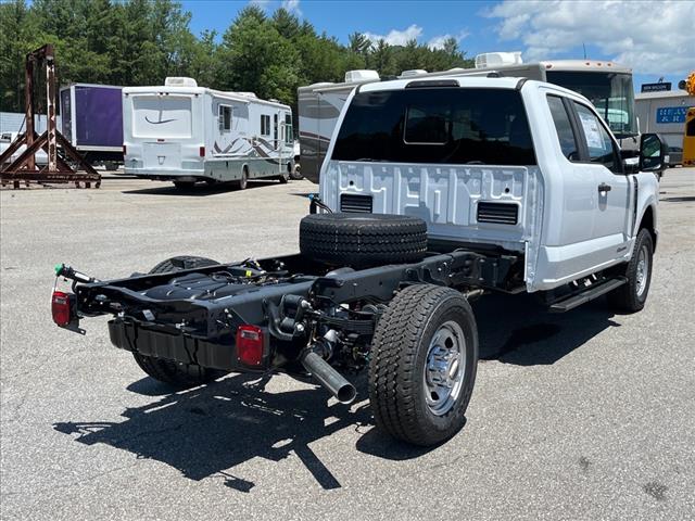 2025 Ford F-350 Super Duty XL