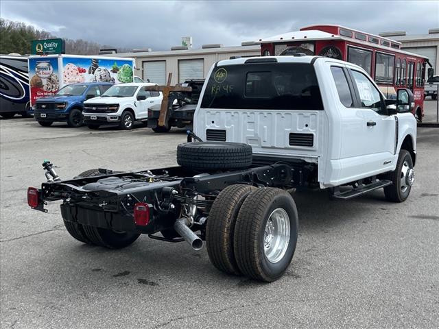2025 Ford F-350 Super Duty XL DRW