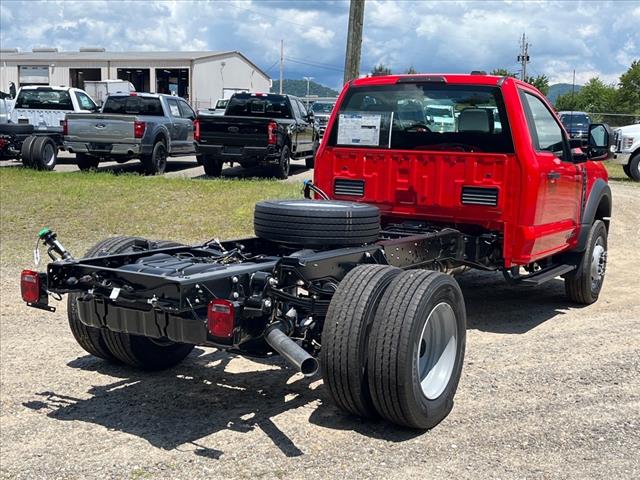 2025 Ford F-600SD 