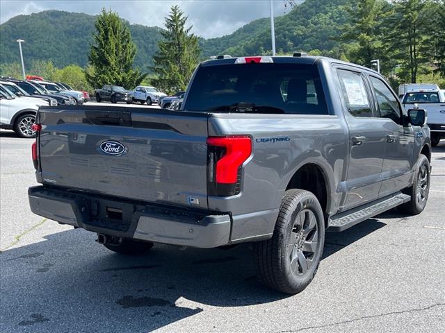 2025 Ford F-150 Lightning Flash