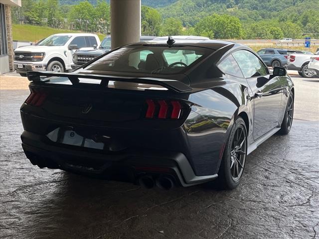 2025 Ford Mustang Dark Horse