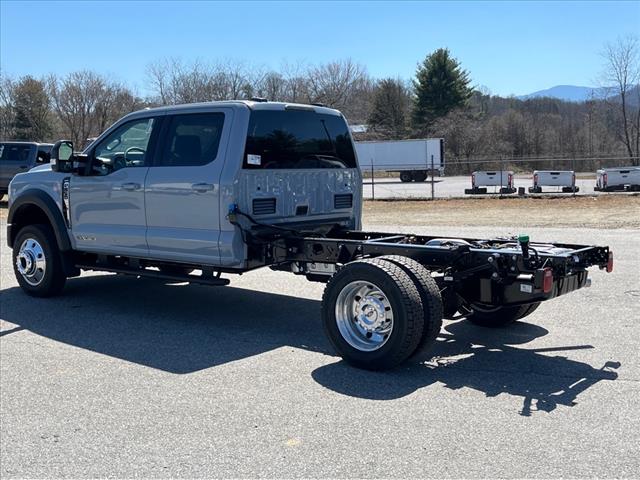 2025 Ford F-550SD Lariat DRW