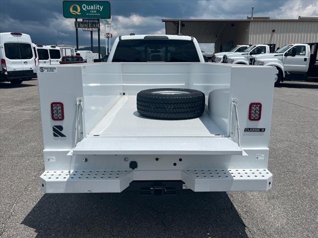 2025 Ford F-350 Super Duty XL
