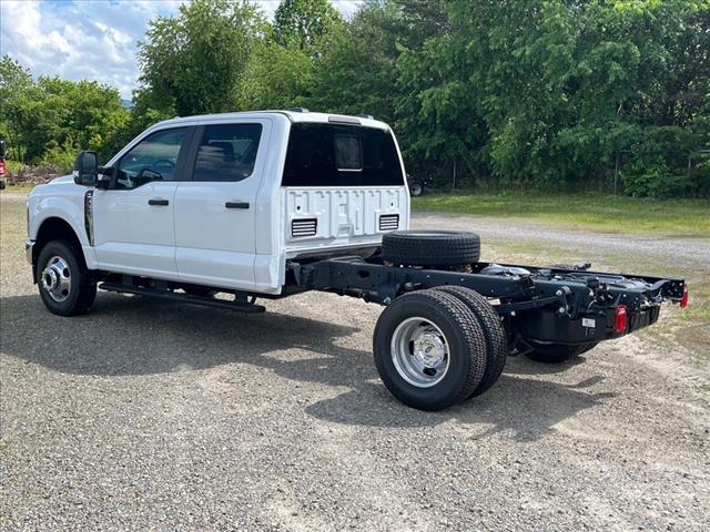 2025 Ford F-350 Super Duty XL DRW