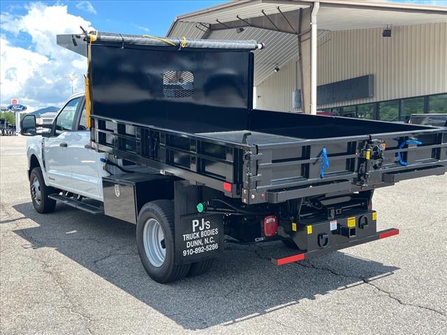 2025 Ford F-350 Super Duty XL DRW
