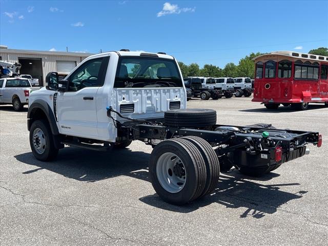 2025 Ford F-600SD XL