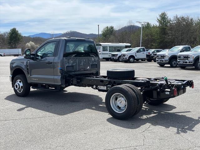 2025 Ford F-350 Super Duty XL DRW
