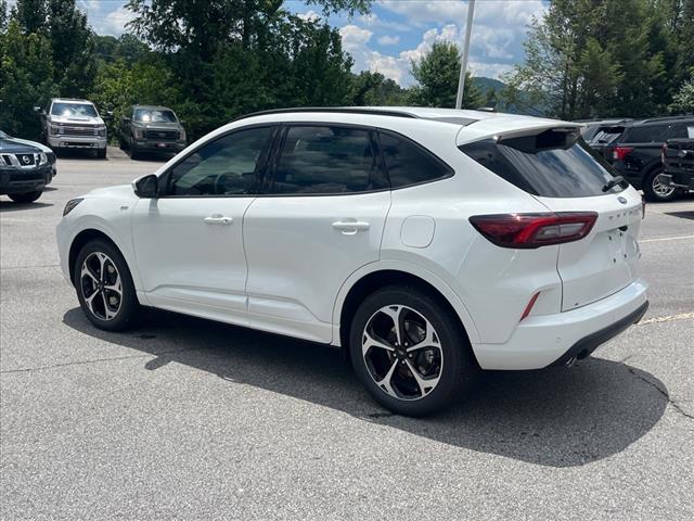 2025 Ford Escape Hybrid ST-Line Elite