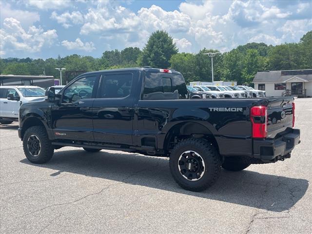 2025 Ford F-350 Super Duty Lariat