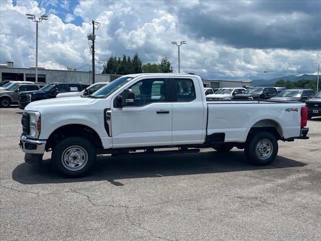 2025 Ford F-350 Super Duty XL