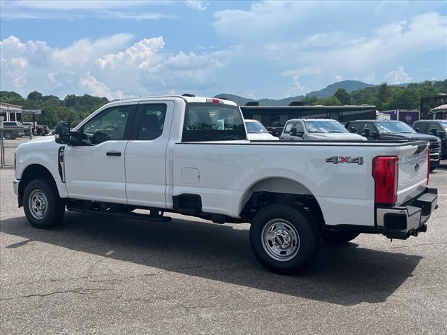 2025 Ford F-350 Super Duty XL