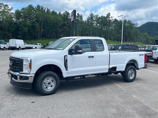 2025 Ford F-350 Super Duty XL