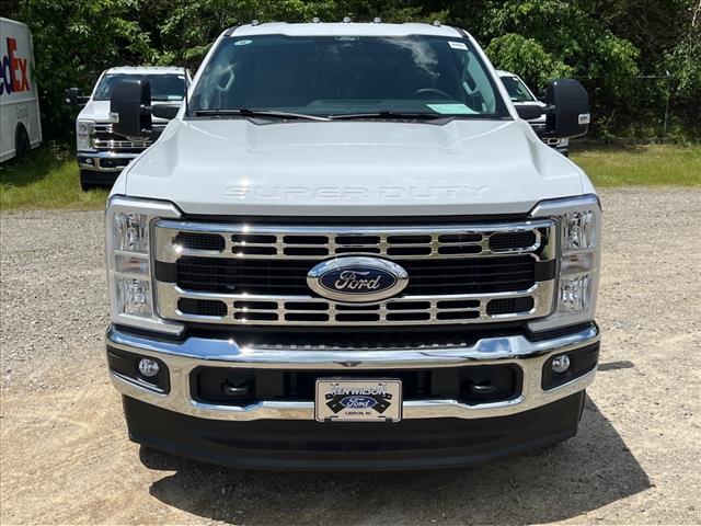 2025 Ford F-350 Super Duty XL