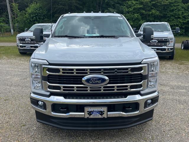 2025 Ford F-350 Super Duty XL DRW