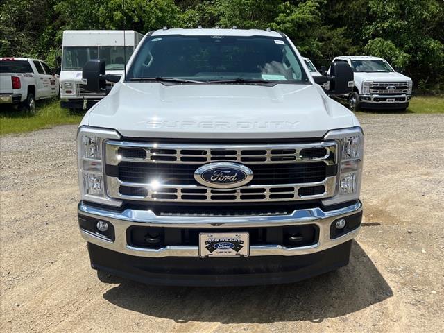 2025 Ford F-350 Super Duty XLT