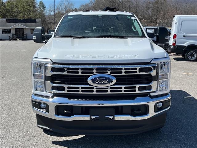 2025 Ford F-350 Super Duty XL DRW