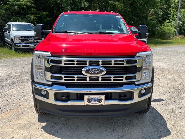 2025 Ford F-600SD 