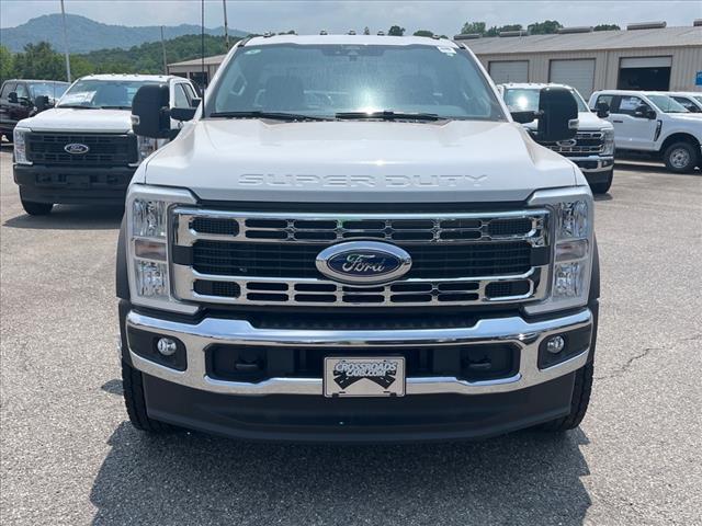 2025 Ford F-600SD XLT
