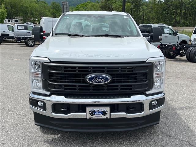 2025 Ford F-350 Super Duty XL