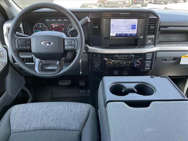 2025 Ford F-450SD XLT DRW