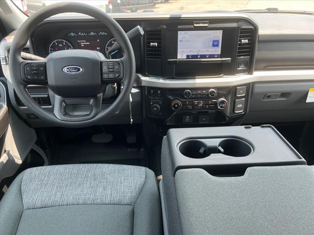 2025 Ford F-450SD XLT DRW