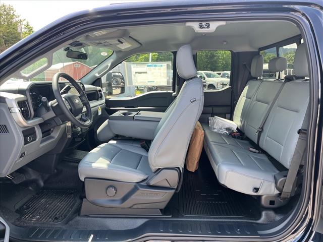 2025 Ford F-450SD XL DRW