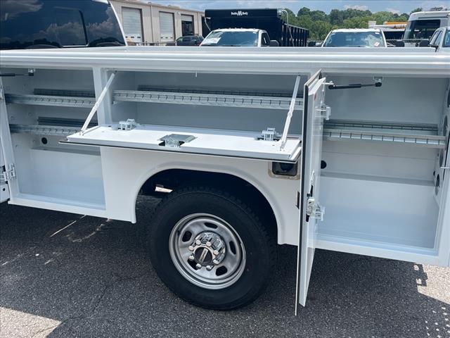 2025 Ford F-350 Super Duty XL