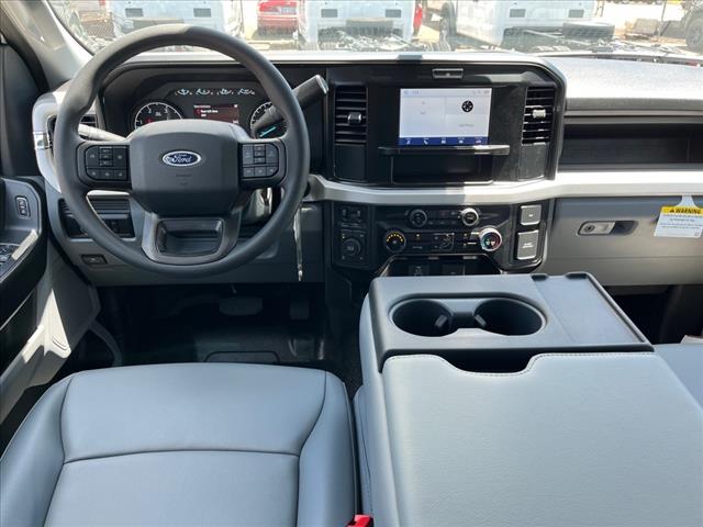 2025 Ford F-350 Super Duty XL
