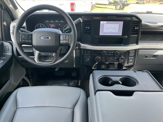 2025 Ford F-350 Super Duty XL DRW