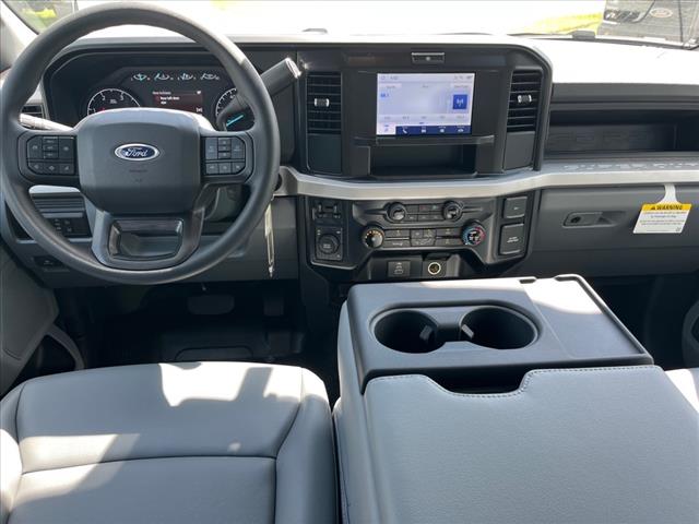 2025 Ford F-350 Super Duty XL DRW