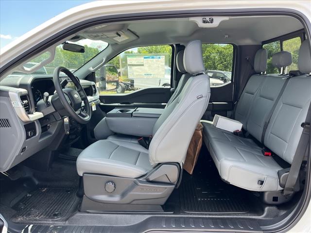 2025 Ford F-350 Super Duty XL