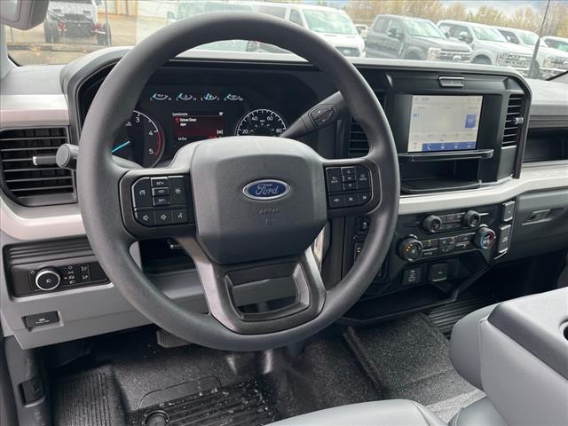 2025 Ford F-350 Super Duty XL DRW